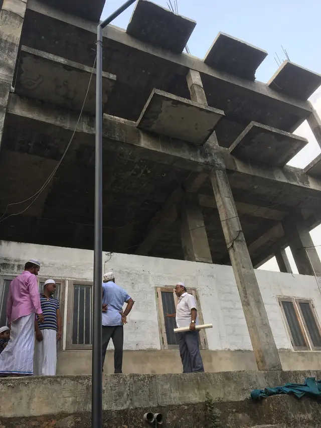 Building a masjid, 2019. Photo 3 of 5.