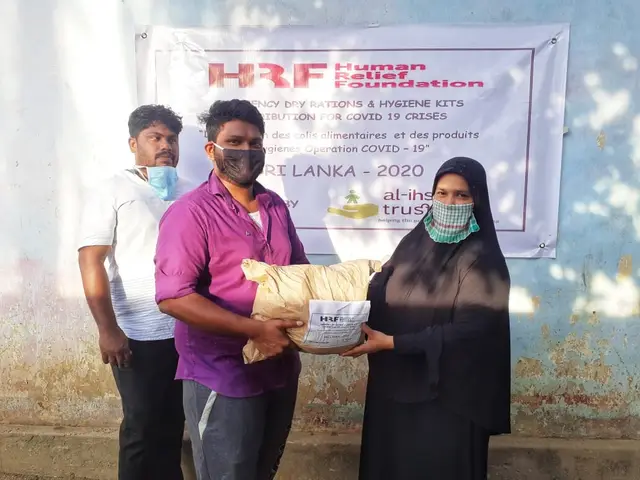 COVID-19 food relief, 2020. Photo 3 of 105.