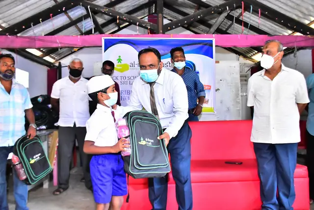 School books distribution, 2021. Photo 7 of 11.
