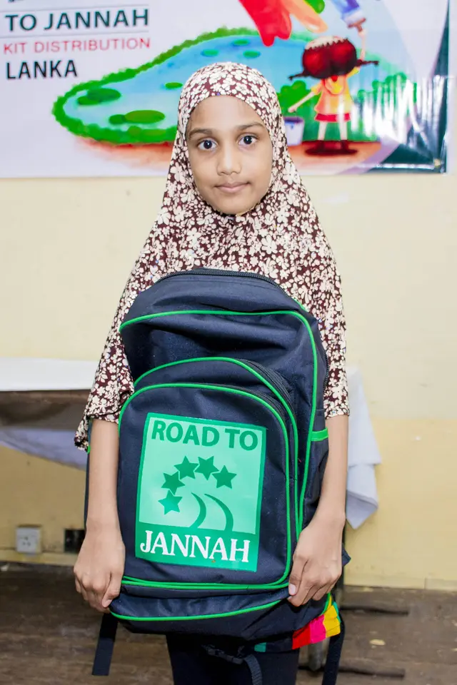 Wheelchairs and school kits, 2016 to 2017. Photo 24 of 148.