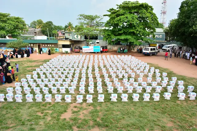 Widow and orphan food parcels, 2016 to 2019. Photo 32 of 87.
