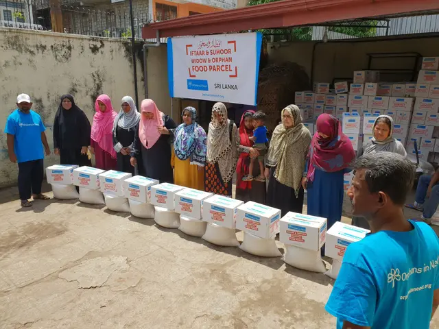 Widow and orphan food parcels, 2016 to 2019. Photo 42 of 87.
