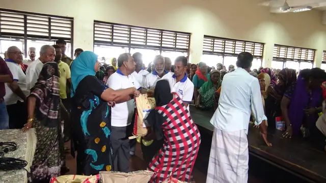 Ramadan food hampers, 2016 to 2018. Photo 46 of 87.