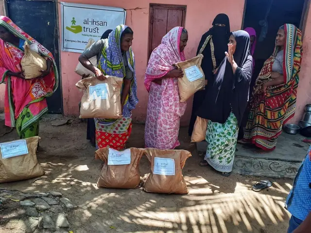 COVID-19 food relief, 2020. Photo 54 of 105.