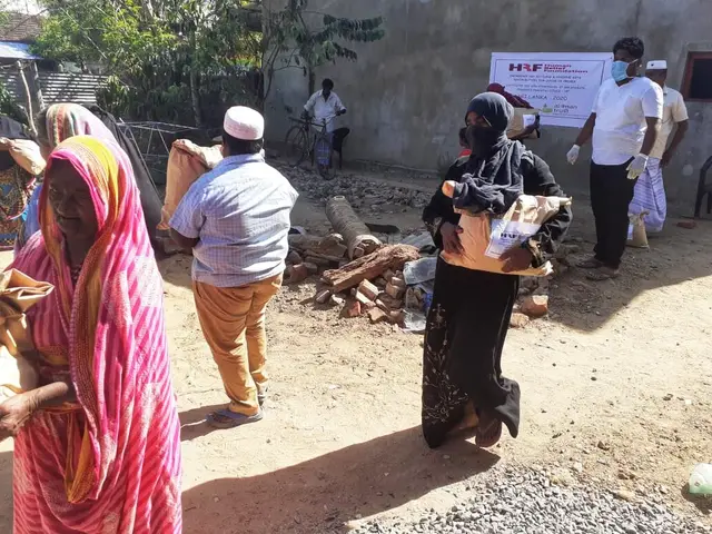 COVID-19 food relief, 2020. Photo 72 of 105.