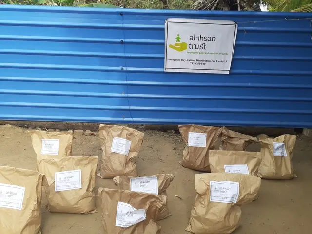 COVID-19 food relief, 2020. Photo 95 of 105.